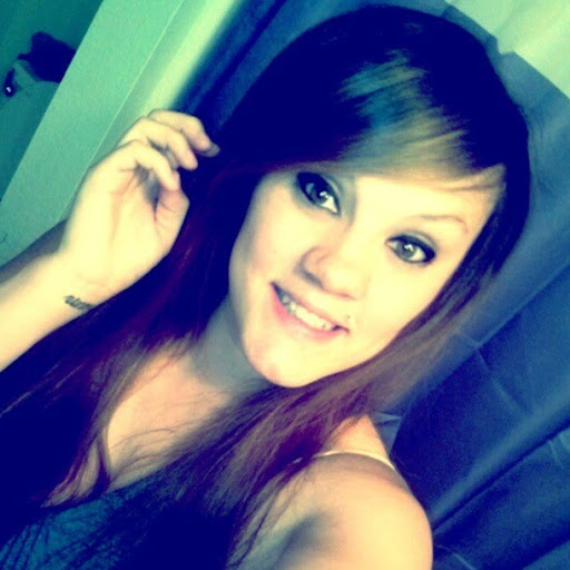 Justine Watson Photo 7