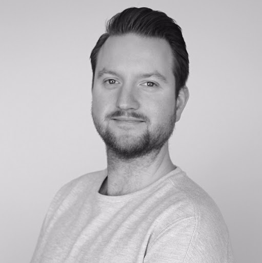 Adam Roe Photo 27