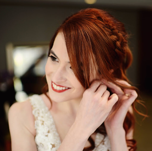 Laura Cody Photo 6