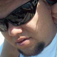 Frankie Robles Photo 37