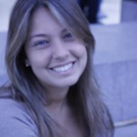 Julia Ferreira Photo 18