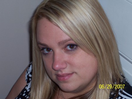 Julie Pardue Photo 4