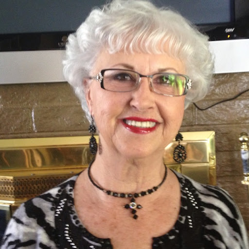 Deanna Bunch Photo 1