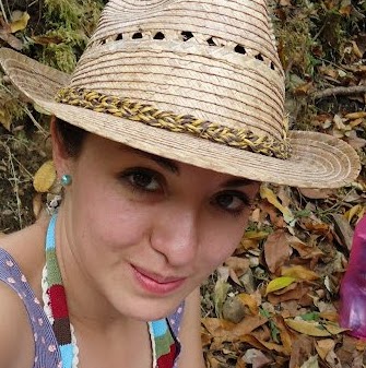 Pamela Barrios Photo 14