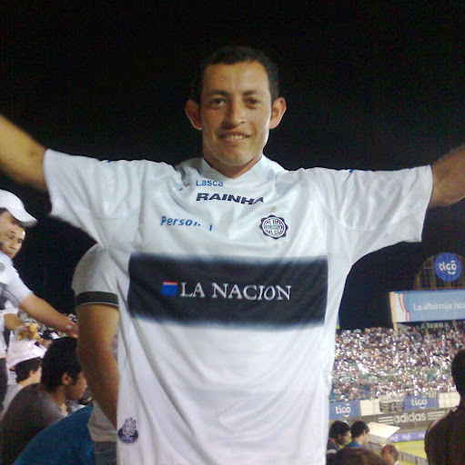 Julio Gonzalez Photo 22