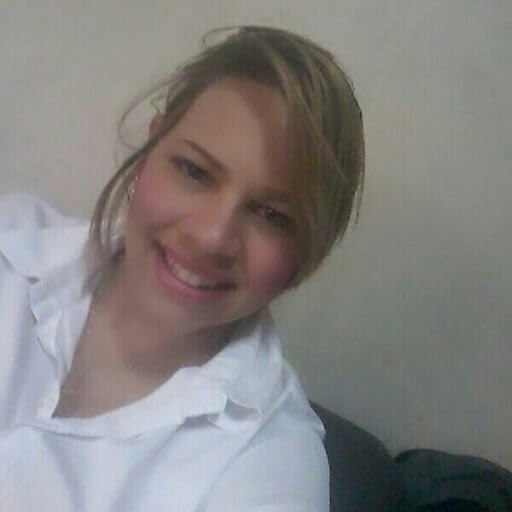 Angela Camacho Photo 37