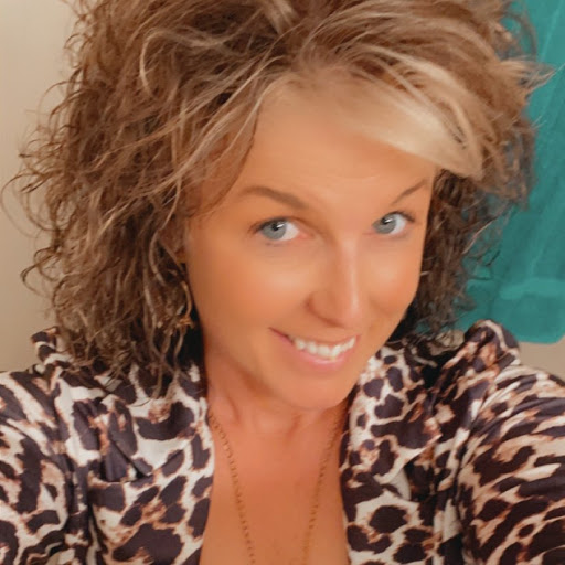 Jennifer Mobley Photo 32