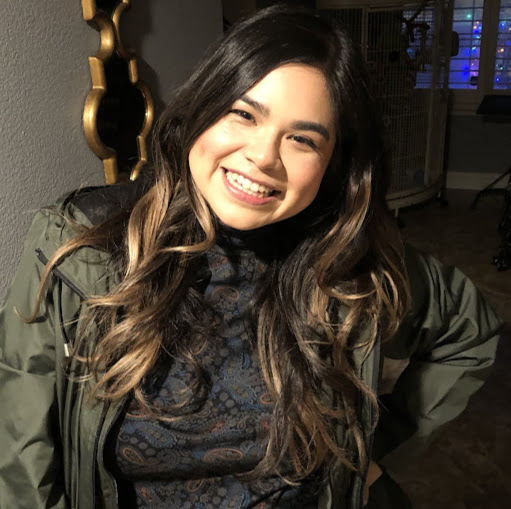 Christina Benavides Photo 26