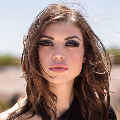Raquel Williams Photo 15