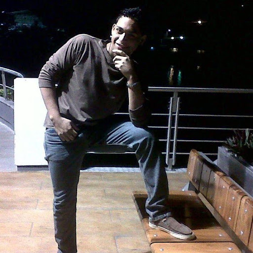 Andres Macias Photo 12