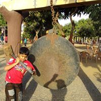 Manav Gandhi Photo 10