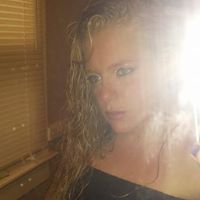 Jennifer Moles Photo 4