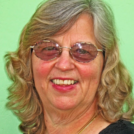 Linda Rush Photo 32