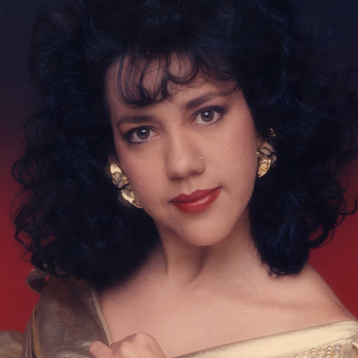 Maria Guerrero Photo 20