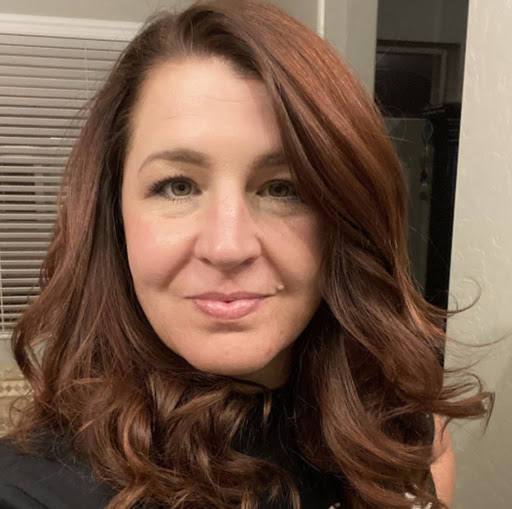 Jennifer Laughlin Photo 35