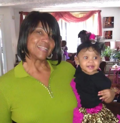 Darlene Lawrence Photo 38