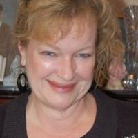 Julie James Photo 20
