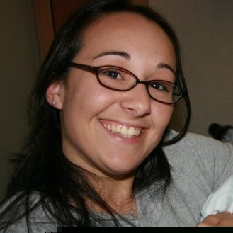 Amanda Stevenson Photo 17