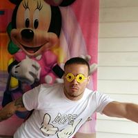 Kenneth Gomez Photo 11
