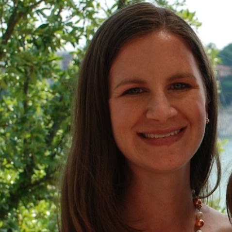 Sarah Hensley Photo 35