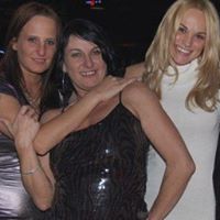 Julie Goode Photo 22