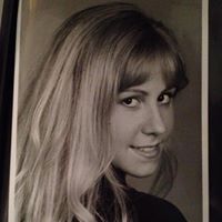 Alyson Skinner Photo 13