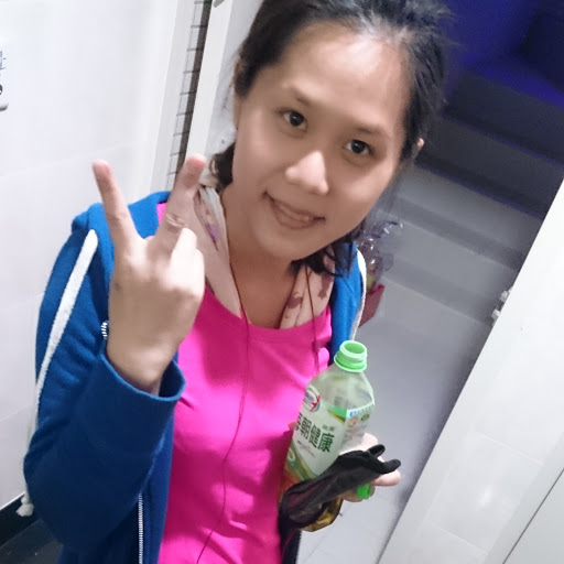 Nancy Fan Photo 18