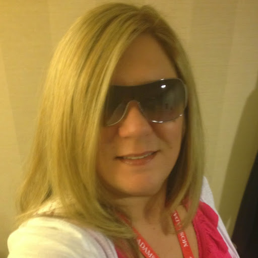 Traci Beck Photo 18