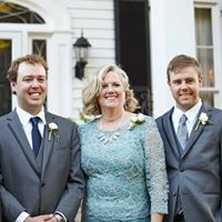 Suzanne Ellis Photo 29