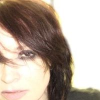 Jennifer Moulton Photo 16