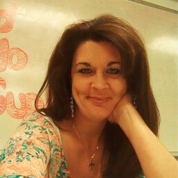 Traci Yoder Photo 19