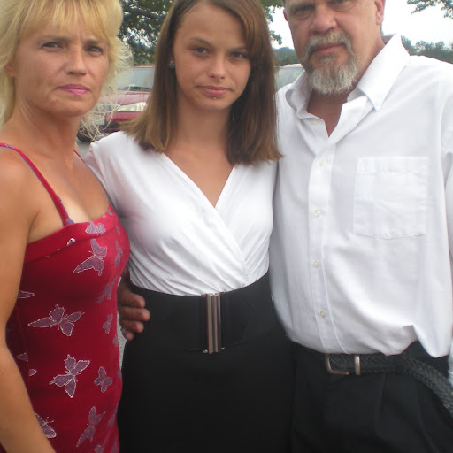 Michelle Lyons Photo 34