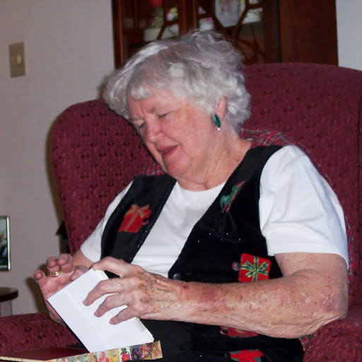Isabell Brown Photo 25