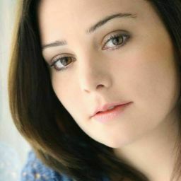 Carmen Ruiz Photo 36