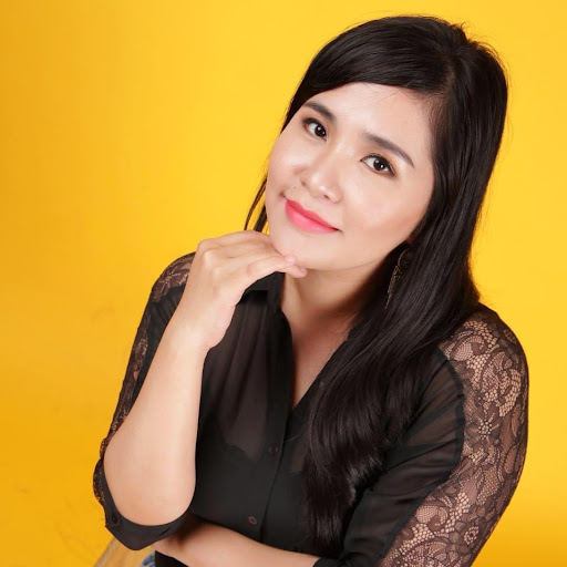 Jessie Nguyen Photo 35