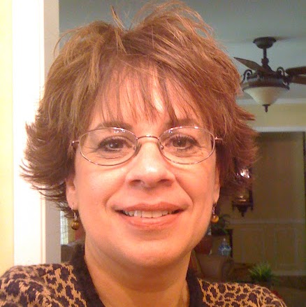 Renee White Photo 41