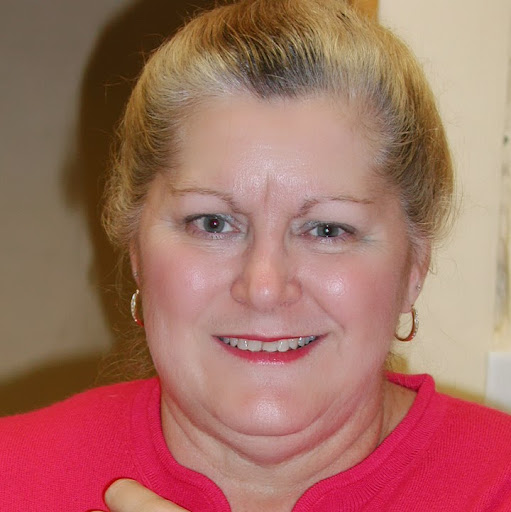 Lynn Cummings Photo 10
