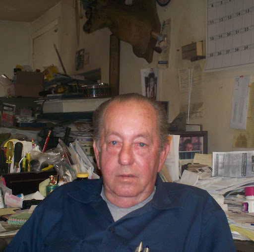 Glen Taylor Photo 22
