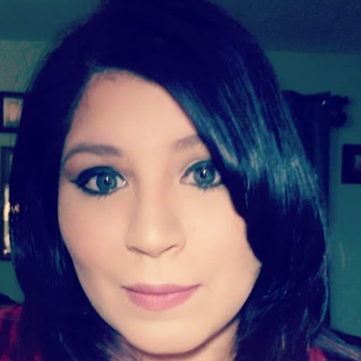 Alyssa Vaughn Photo 20