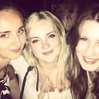 Sophie Garner Photo 8