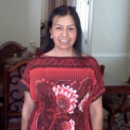 Rebecca Zamora Photo 13