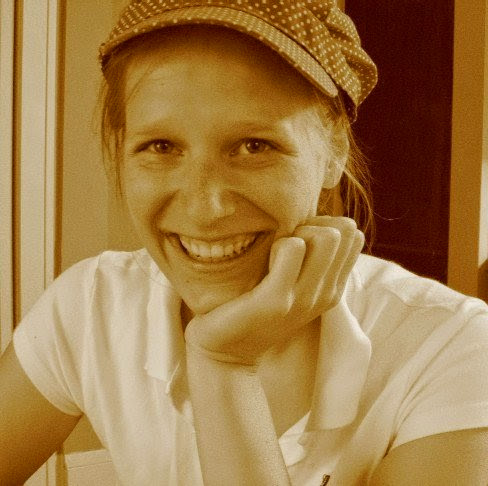 Hannah Miller Photo 13