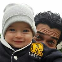 Justin Flores Photo 9