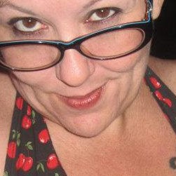 Laura Guy Photo 33