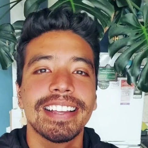 Axel Hernandez Photo 3