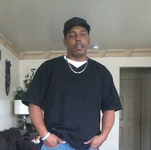 Eugene Roberts Photo 25