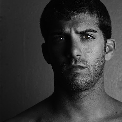 Kevin Rodriguez Photo 40