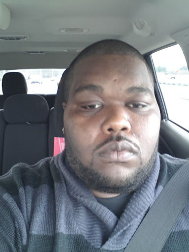 Earl Williams Photo 34