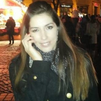 Laura Lally Photo 31