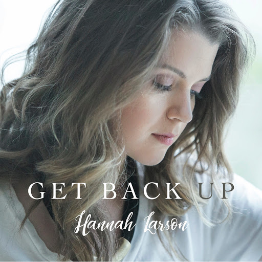 Hannah Larson Photo 37